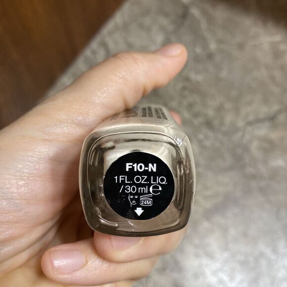 Smashbox Always On Skin-Balancing Foundation + Hyaluronic Acid - F10-N - 1oz - Picture 4 of 5